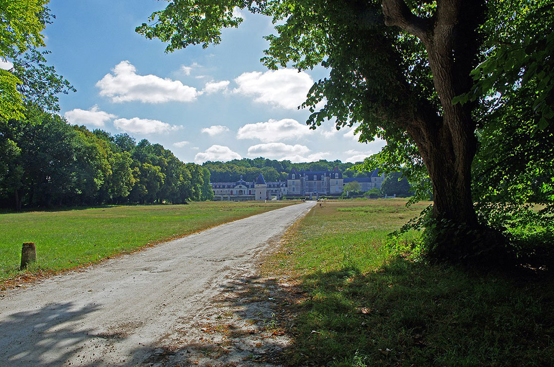 Gizeux Castle