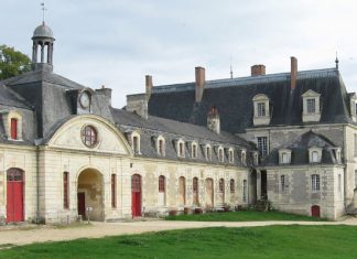 Château de Gizeux: a real treasure trove in the Loire Valley
