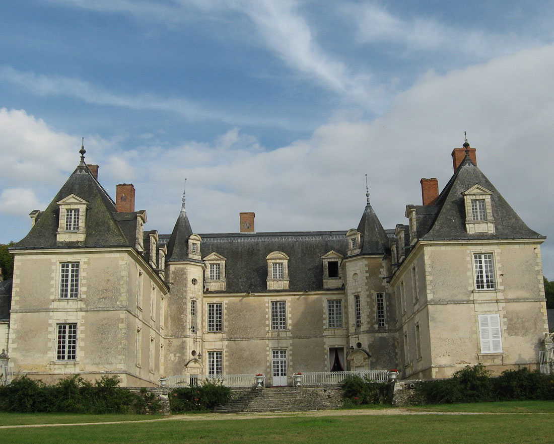 Gizeux Castle