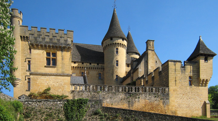 Château de Puymartin: one of the most famous castles in the Dordogne region